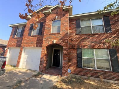 812 Jockey Club Lane, Fort Worth TX 76179