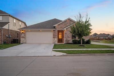 10569 Takala Drive, Fort Worth TX 76179 - Photo 2