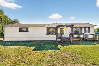 24 Spring Creek Circle, Grand Prairie TX 75054 - Photo 3