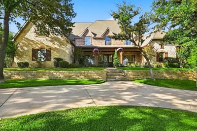 686 Knob Hill Court, Argyle TX 76226 - Photo 2