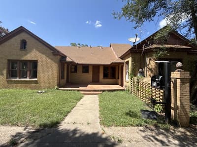 216 S Prairieville Street, Athens TX 75751