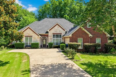 910 Holly Hill, Mount Pleasant TX 75455