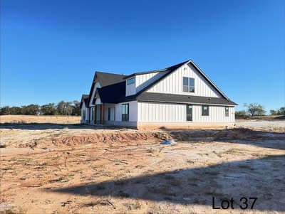 317 Jonny Boy Way, Springtown TX 76082 - Photo 2