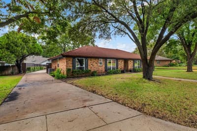 4345 Rota Circle, Fort Worth TX 76133 - Photo 2