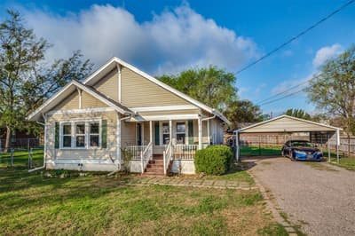537 N 1st Street, Krum TX 76249