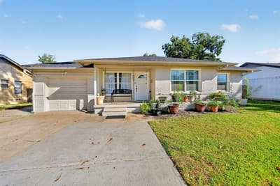 1813 Baxley Drive, Carrollton TX 75006