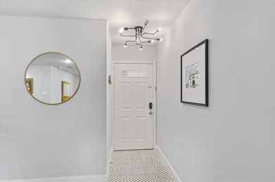 306 W Northgate Drive, Irving TX 75062 - Photo 4