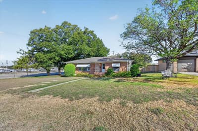 301 Hillcrest Avenue, Richardson TX 75081 - Photo 3