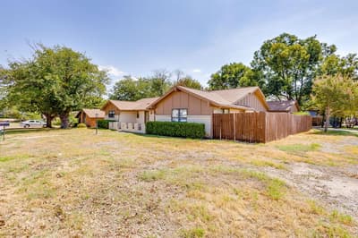 102 Roselawn Drive, Weatherford TX 76086 - Photo 3