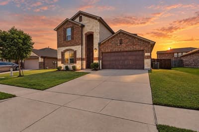 1332 Foxglove Lane, Burleson TX 76028 - Photo 2