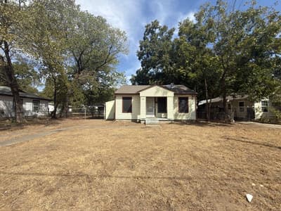 8367 Transit Street, Dallas TX 75217