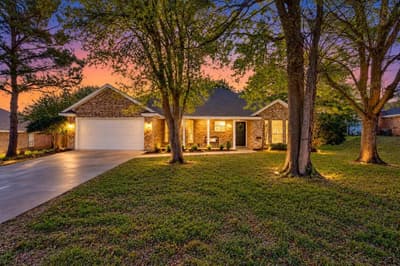 615 Rosewood Place, Joshua TX 76058