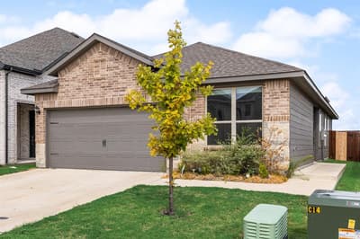1652 Edgeway Drive, Aubrey TX 76227