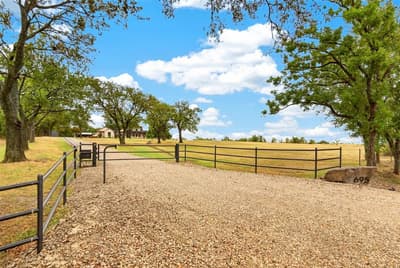 695 Harris Lane, Whitewright TX 75491 - Photo 2