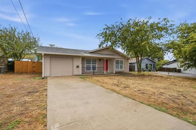 1416 N Rusk Street, Weatherford TX 76086 - Photo 3