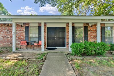 3408 Hastings Drive, Arlington TX 76013 - Photo 4
