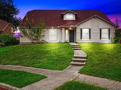 2911 Creekside Court, Carrollton TX 75007