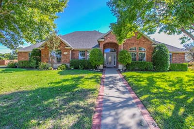 120 Crestbrook Court, Midlothian TX 76065