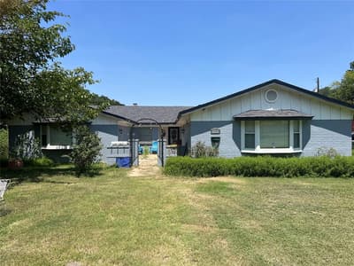 2716 County Road 804a, Burleson TX 76028 - Photo 2