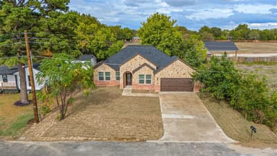 907 Howard Street, Seagoville TX 75159 - Photo 2