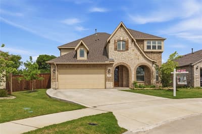 9121 Desert Flora Drive, Fort Worth TX 76131 - Photo 2