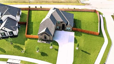 1801 Hidden Creek Drive, Midlothian TX 76065 - Photo 2