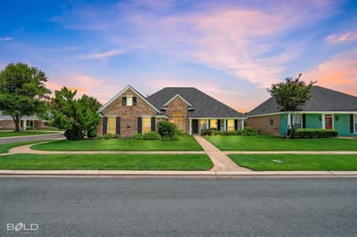 3301 Colonial Drive, Bossier City LA 71111