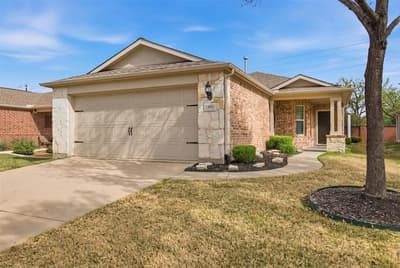 2490 Honeybee Lane, Frisco TX 75036 - Photo 2