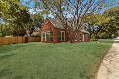6112 W Poly Webb Road, Arlington TX 76016 - Photo 3