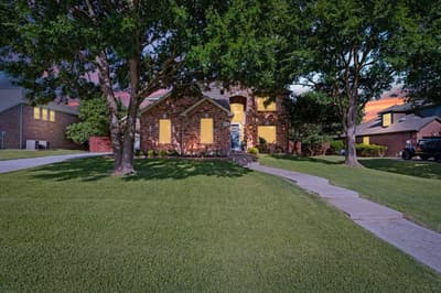 10422 Whispering Pines Drive, Frisco TX 75033 - Photo 2