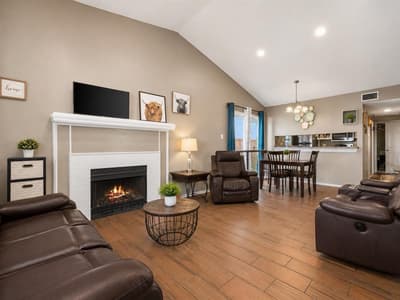 10319 Waterbury Drive, Dallas TX 75217 - Photo 2