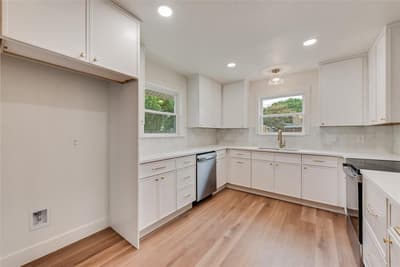 3431 Cloverdale Lane, Farmers Branch TX 75234 - Photo 4