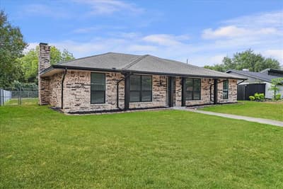 236 Charles Street, DeSoto TX 75115 - Photo 2