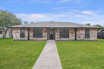 236 Charles Street, DeSoto TX 75115
