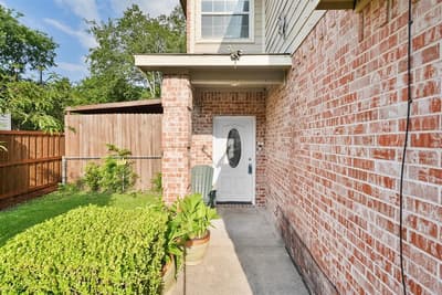 10015 Santa Garza Drive, Dallas TX 75228 - Photo 2