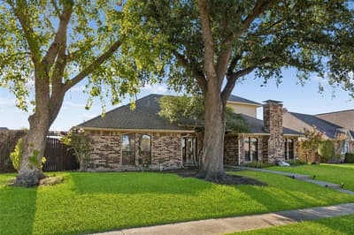 2924 Cambridgeshire Drive, Carrollton TX 75007 - Photo 2