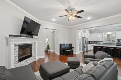 516 Woodland Drive, Azle TX 76020 - Photo 5