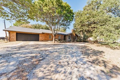 745 Winn Road, Bowie TX 76230