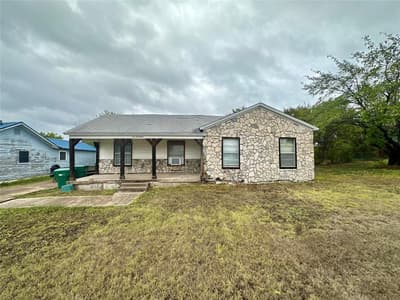 617 E 5th Street, Ferris TX 75125 - Photo 3