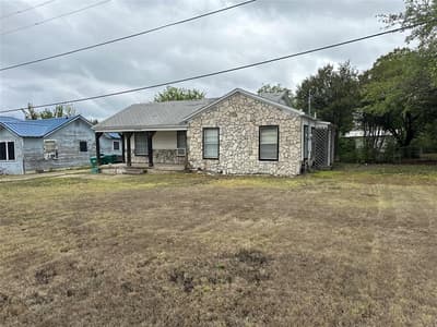 617 E 5th Street, Ferris TX 75125 - Photo 4