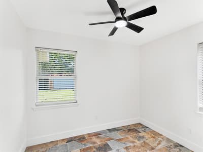 1213 Fairmont Street, Irving TX 75062 - Photo 3
