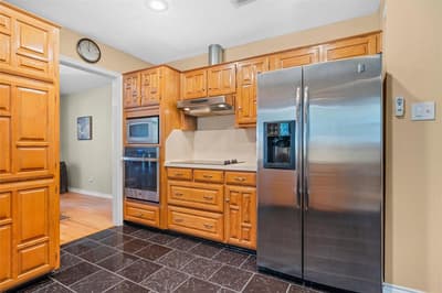 706 Giltin Court, Arlington TX 76006 - Photo 5