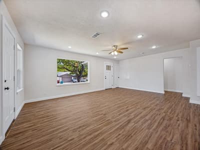 400 W Anita Street, Sherman TX 75092 - Photo 5