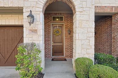 2812 Cedar Elm Drive, Carrollton TX 75010 - Photo 2