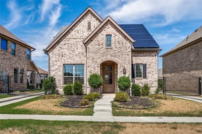 1828 Temple Hill, Van Alstyne TX 75495