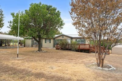 1097 County Road 3245, Hubbard TX 76648