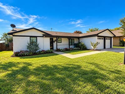 313 Linda Drive, Burleson TX 76028