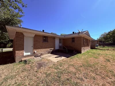 1812 W Birge Street, Sherman TX 75092 - Photo 2