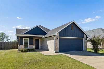 1304 Saratoga Drive, Sherman TX 75092