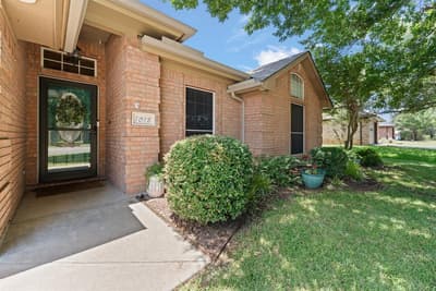 1618 Hyde Park Boulevard, Cleburne TX 76033 - Photo 3